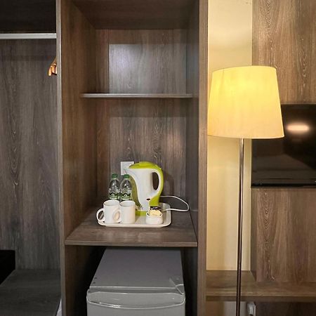 Ajang Hotel Мири Екстериор снимка